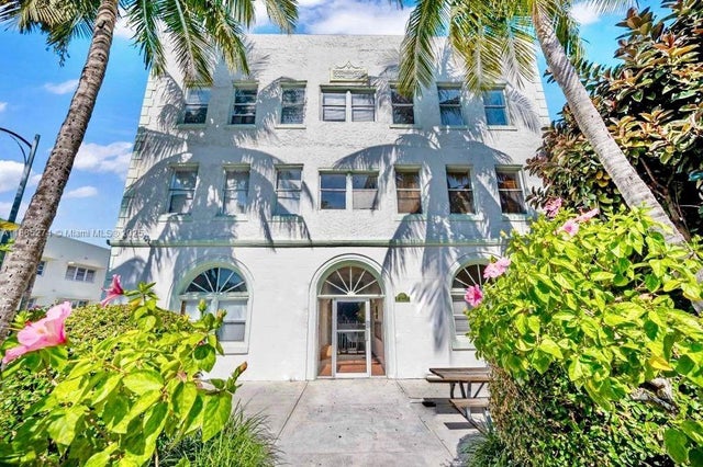 1 of 14 - 802 Euclid Ave 302, Miami Beach, FL