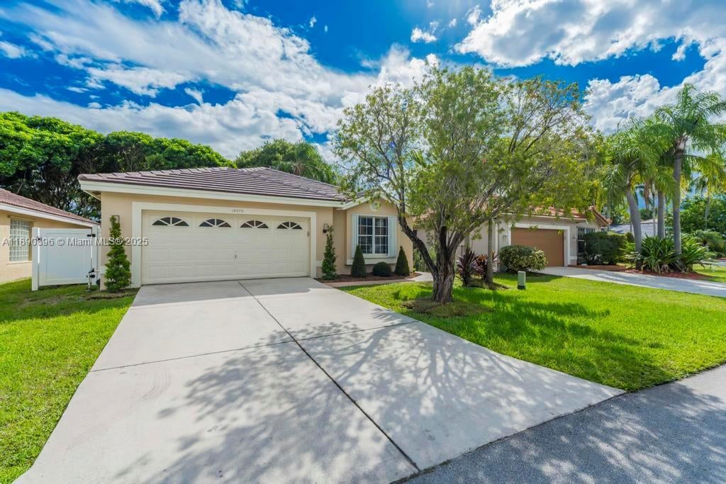 18270 Nw 19th St, Pembroke Pines