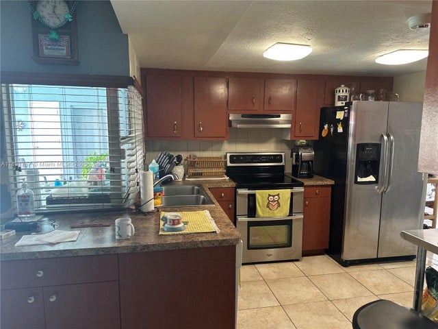 2 of 53 - 10751 Sw 173rd St, Miami, FL