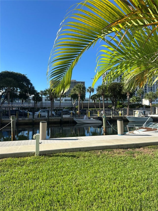 1 of 18 - 1650 Ne 115th St 102, Miami, FL