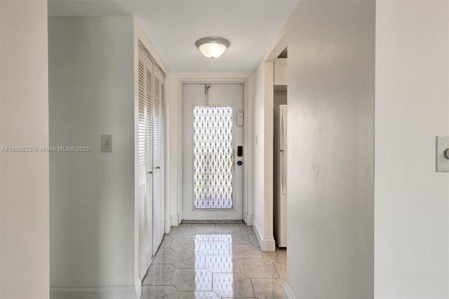 3 of 26 - 9010 Sunrise Lakes Blvd 306, Sunrise, FL