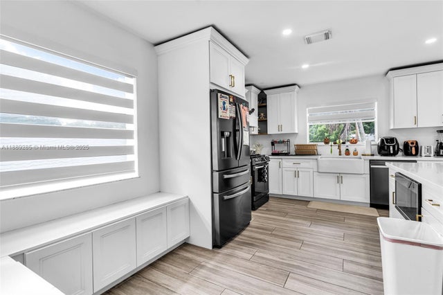 5 of 31 - 18821 Sw 293rd Ter, Homestead, FL