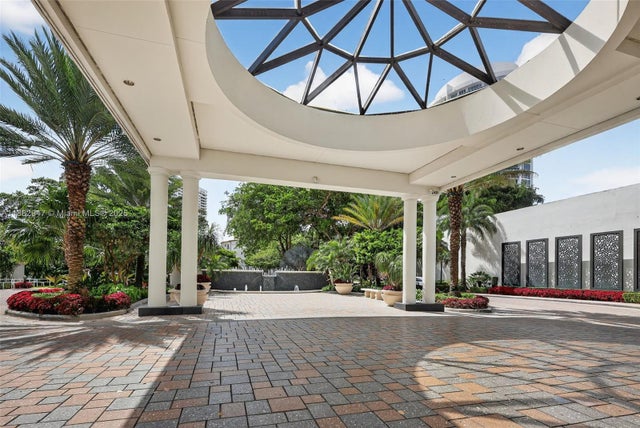 4 of 58 - 3000 Island Blvd 906, Aventura, FL