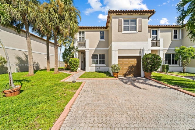 2 of 32 - 14391 Nw 83rd Ave, Miami Lakes, FL