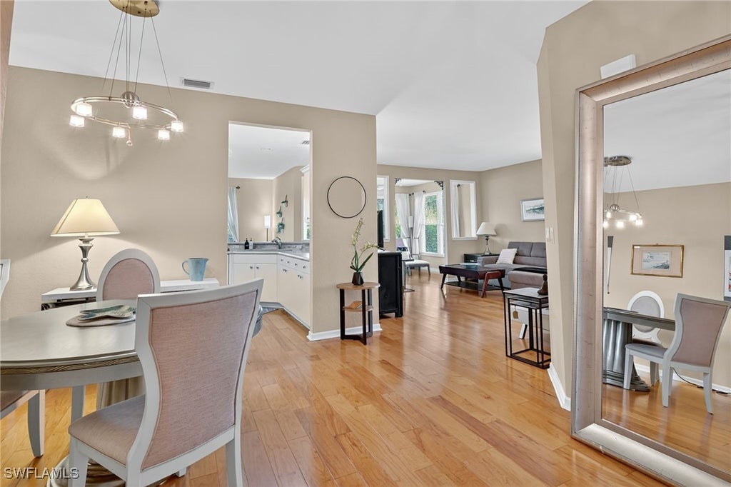 1345 Charleston Square Dr 102, Naples