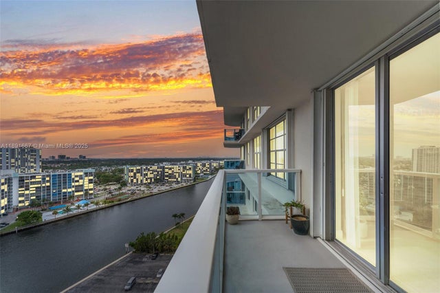 1 of 36 - 3800 S Ocean Dr 1722, Hollywood, FL