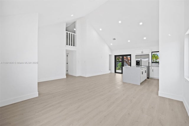 5 of 39 - 20620 Sw 120th Pl, Miami, FL