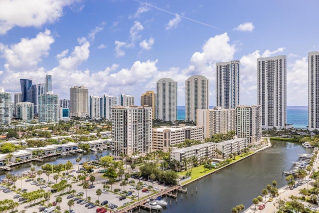 1 of 19 - 500 Bayview Dr 2119, Sunny Isles Beach, FL