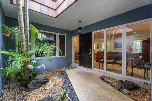 3 of 36 - 7711 Erwin Rd, Coral Gables, FL