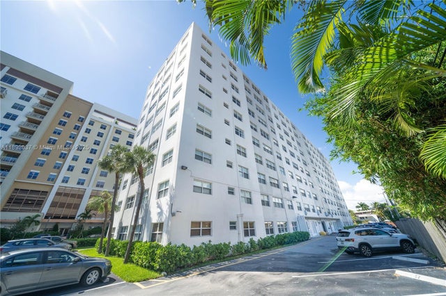 2555 Ne 11th St 310, Fort Lauderdale