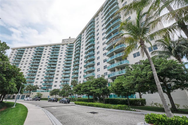 2 of 14 - 19370 Collins Ave 407, Sunny Isles Beach, FL
