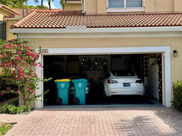 2 of 24 - 3441 Ne 210th Terrace, Aventura, FL