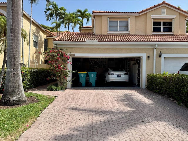 3 of 24 - 3441 Ne 210th Terrace, Aventura, FL