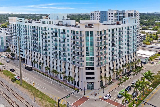 1 of 19 - 140 S Dixie Hwy 533, Hollywood, FL