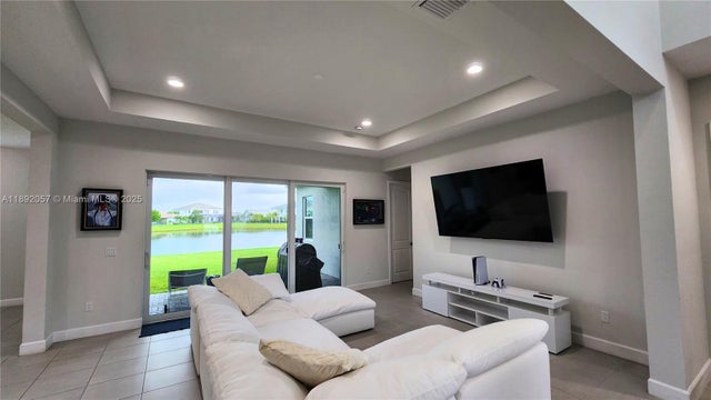 4 of 23 - 4625 Citrus Blossom Ct, Westlake, FL
