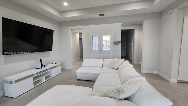5 of 23 - 4625 Citrus Blossom Ct, Westlake, FL