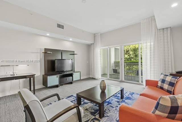 3 of 9 - 5300 Nw 87th Ave 1008, Doral, FL