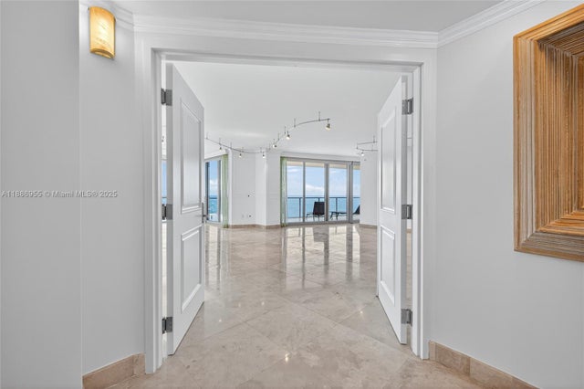 5 of 60 - 3101 S Ocean Dr 2403, Hollywood, FL