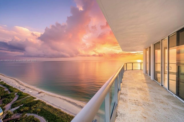 1 of 44 - 6365 Collins Ave 2901, Miami Beach, FL