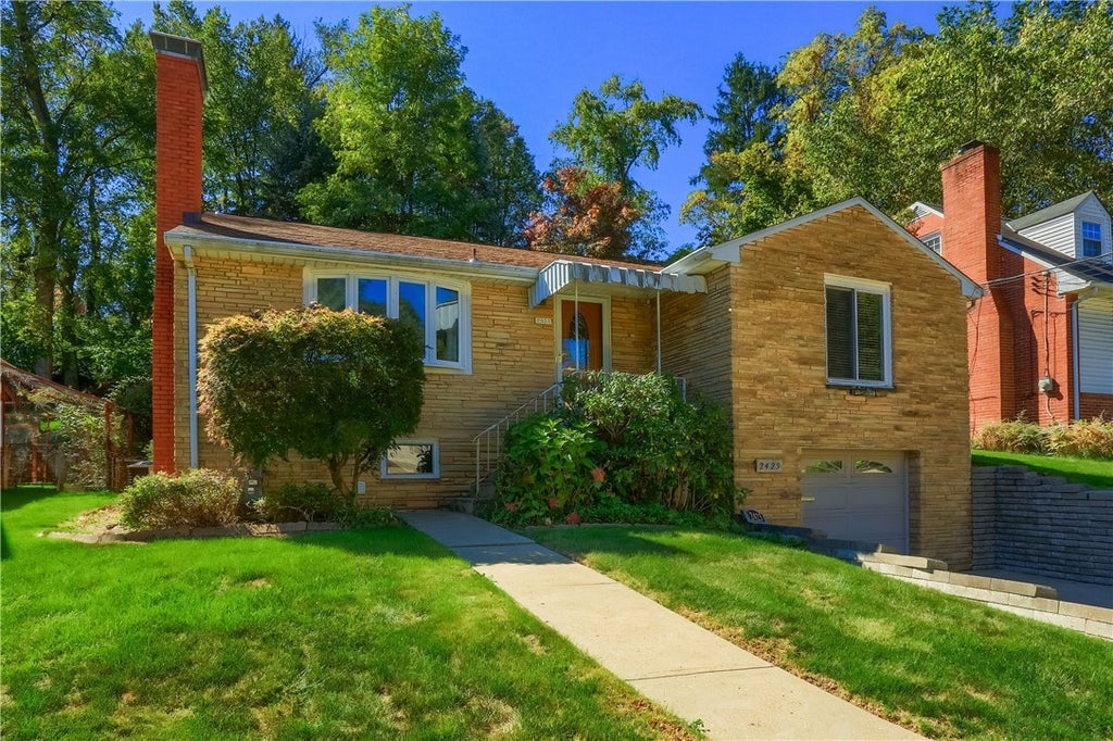 2423 Mcmonagle Avenue, Mt Lebanon