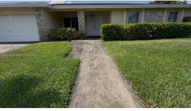2 of 15 - 16628 Golfview Dr, Weston, FL