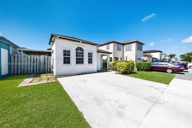 3 of 39 - 13910 Sw 160th Ter, Miami, FL