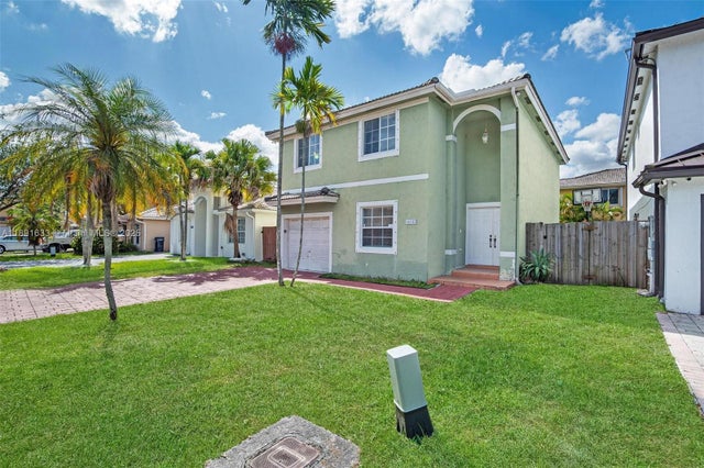 1 of 43 - 16122 Sw 104th Ter, Miami, FL