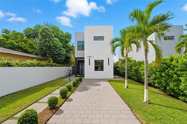 3 of 28 - 2320 Sw 14th St, Miami, FL