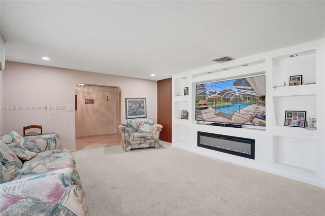 5 of 34 - 1021 Grandview Blvd, Fort Pierce, FL
