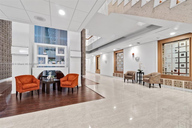 5 of 19 - 2899 Collins Ave 736, Miami Beach, FL