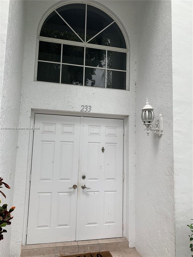 2 of 22 - 233 Ne 212th Ter, Miami, FL
