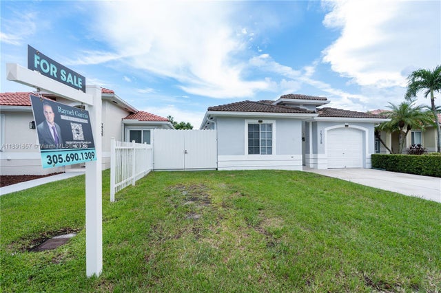 3 of 38 - 15126 Sw 140th Ter, Miami, FL