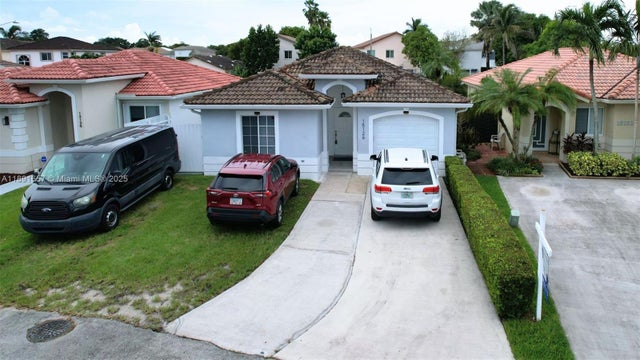 4 of 38 - 15126 Sw 140th Ter, Miami, FL