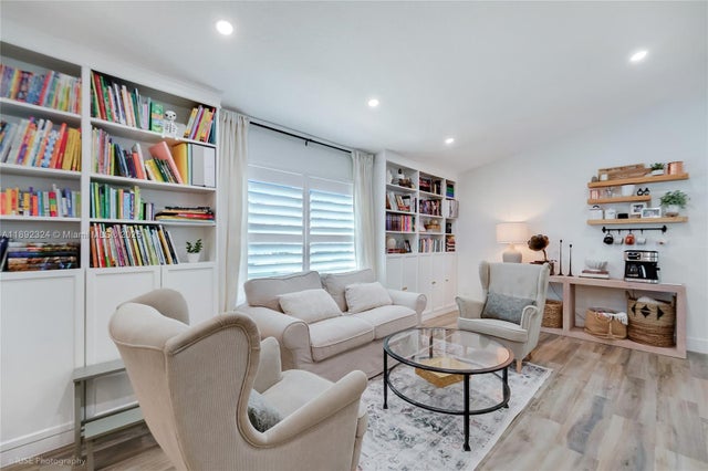2 of 24 - 5340 Lancelot Ln, Davie, FL