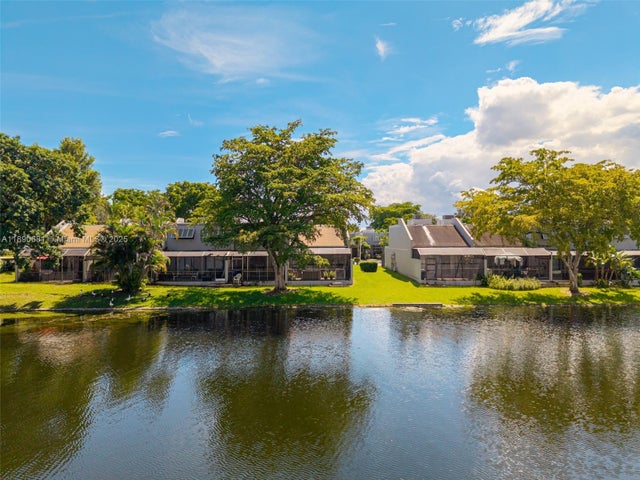 5 of 25 - 11225 Nw 16th Ct, Pembroke Pines, FL