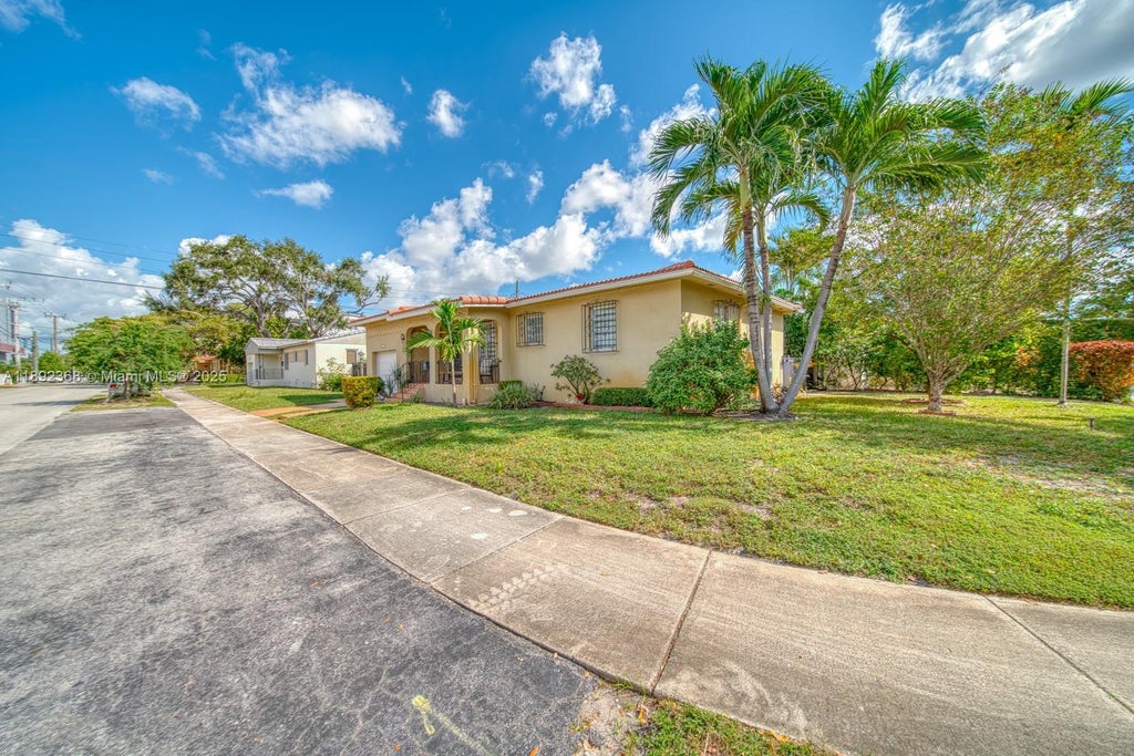 511 Nw 39th Ave, Miami