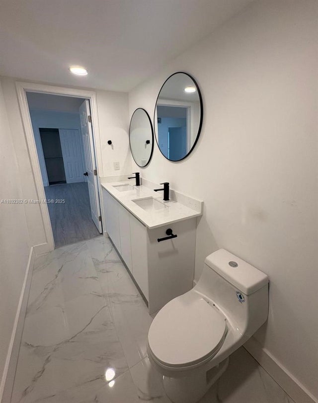 2 of 27 - 6104 Sw 33rd St, Miramar, FL