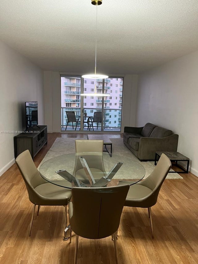 4 of 15 - 19390 Collins Ave 820, Sunny Isles Beach, FL