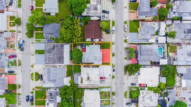 5 of 23 - 317 W 36th St, Hialeah, FL