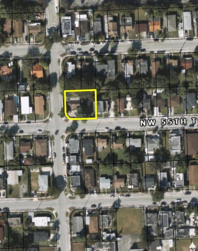 2 of 5 - 1391 Nw 55th Ter, Miami, FL