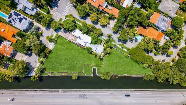 2 of 14 - 1800 Michigan Ave, Miami Beach, FL