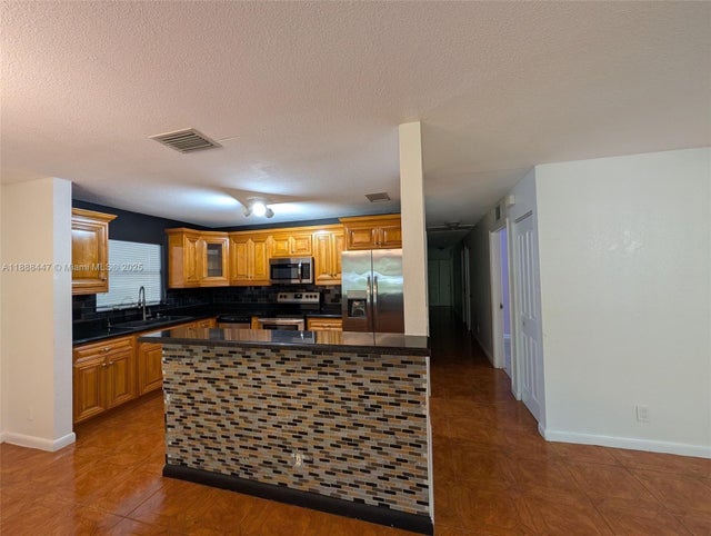 621 S 24th Ave, Hollywood