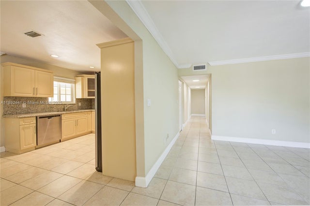 5 of 42 - 3609 S Le Jeune Rd, Coral Gables, FL