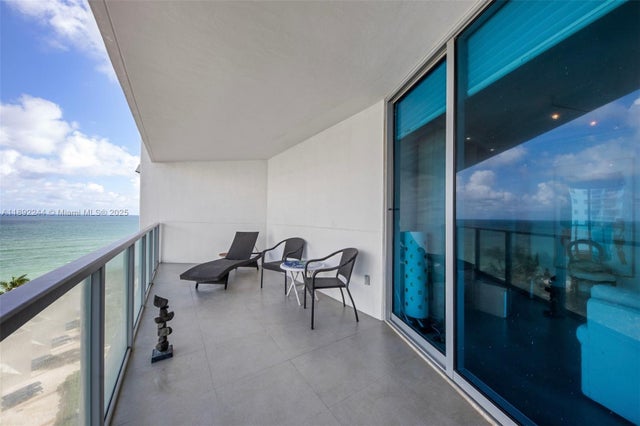 4 of 39 - 3101 S Ocean Dr 707, Hollywood, FL