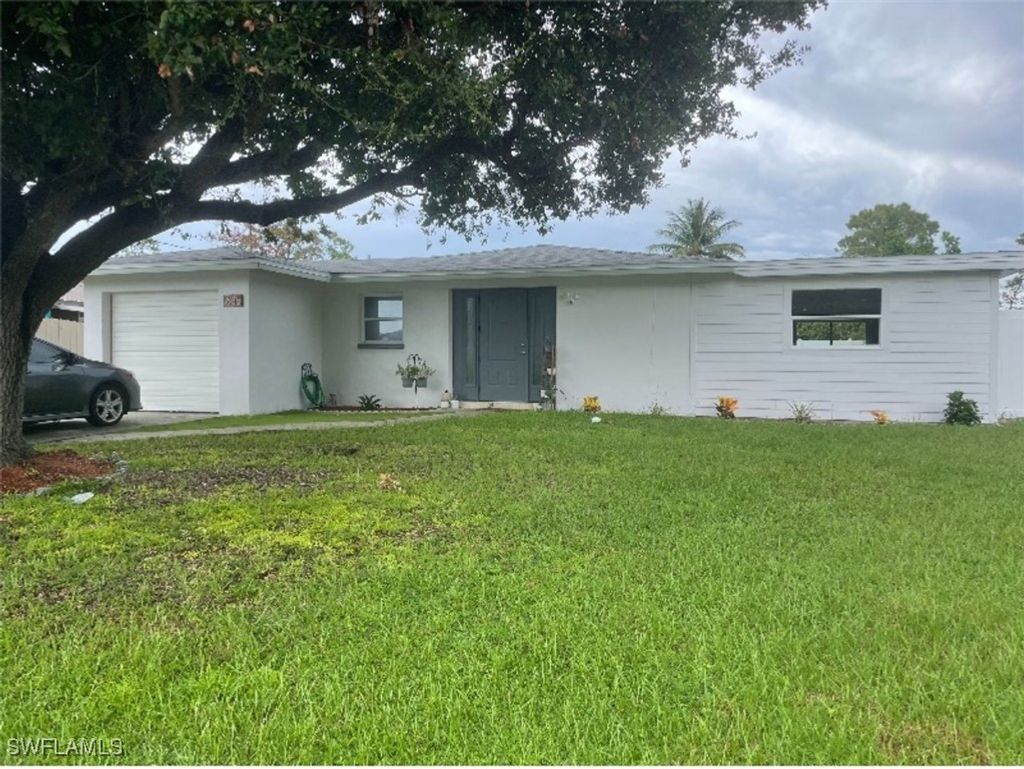 1635 Lowell Ct, Fort Myers
