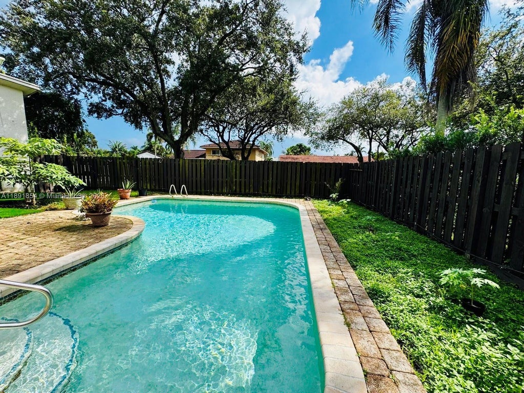 11796 Sw 134th Pl, Miami