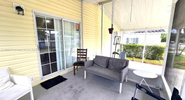 5 of 24 - 16 Holly Ln, Davie, FL