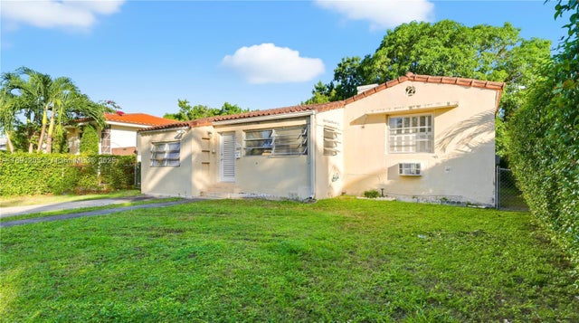 2 of 27 - 5611 Sw 6th St, Miami, FL