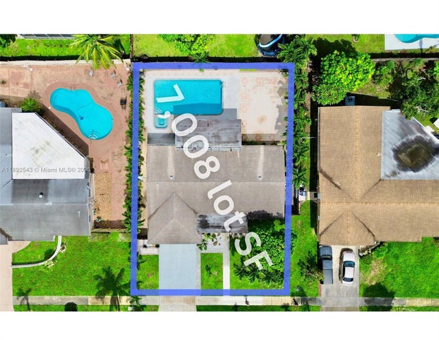 3 of 37 - 6875 Nw 1st Ct, Margate, FL