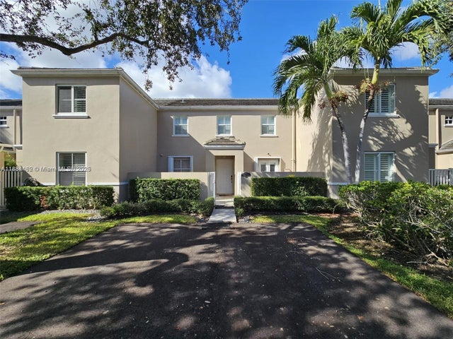 1 of 27 - 5570 Sw 70th Pl S, Miami, FL